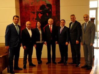 Başkan Akgün, Hopa Raporu’nu Kılıçdaroğlu’na Teslim Etti