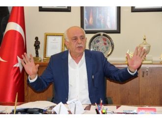 Hatay’da Büyükşehir İle İskenderun Belediyesi Arasında Tabela Krizi