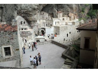 Sümela Manastırı Geçici Süre İle Ziyarete Kapatılacak