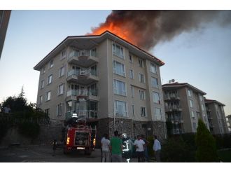 Kütahya’da Çatı Yangını: 1 Yaralı
