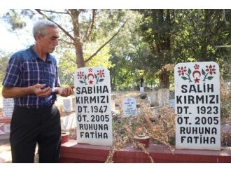 İbret İçin Bu Mezarı Ziyaret Ediyorlar