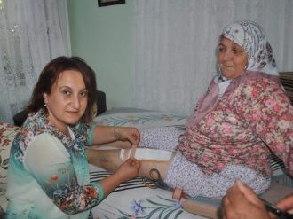 İbsha Dertlere Derman Olmaya Devam Ediyor