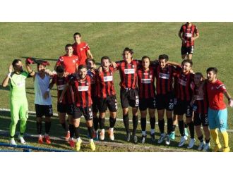 Utaş Uşakspor, İlk Resmi Maçını Kazandı!