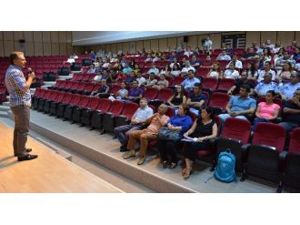 Muratpaşa Belediye Personeli Ayrımcılığa Karşı Eğitim Alıyor