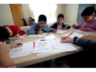 Bayraklı Belediyesi Karikatür Yarışması Düzenliyor