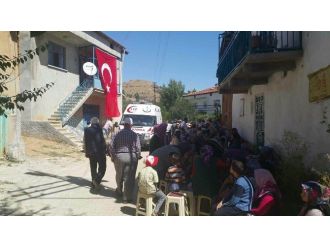 Konyalı Şehidin Evine Ateş Düştü