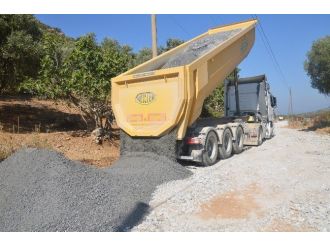 Kuşadası’nda Asfalt Çalışmaları