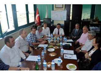 Vali Bektaş’ın Turgutlu Temasları