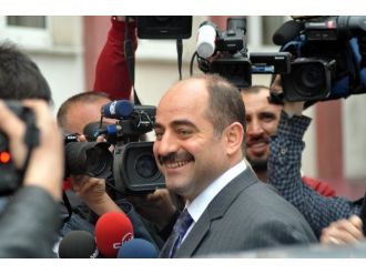 Zekeriya Öz Ve Arkadaşlarına Ret !
