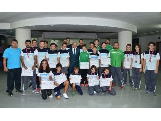 Yıldırım’ın Madalya Avcıları Ödüllendirildi