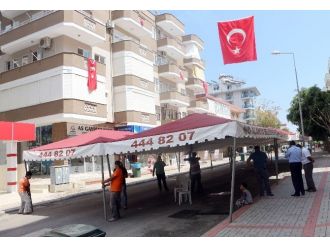 Şehit Emniyet Müdürü’nün Alanya’daki Evinde Taziye Çadırı Kuruldu