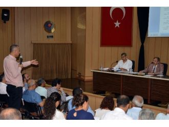 Akdeniz Belediye Meclisi Toplandı