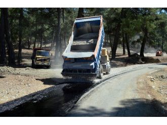 Çamlıköy Ve Aklar’da 25 Yıl Sonra Yaşanan Asfalt Sevinci