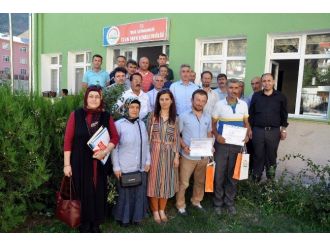 Gümüşhane’de Eküy Projesine Katılan Çiftçilere Sertifika Verildi