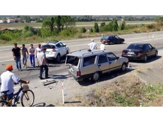 Çaycuma’da Trafik Kazası: 5 Yaralı