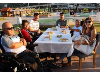 Bedensel Engelliler Yaz Kampı Açıldı