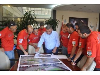 Akut Kuşadası Şubesi’nden Başkan Kayalı’ya Ziyaret