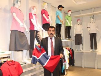 Okul Kıyafetlerindeki Kanserojen Maddeye Dikkat