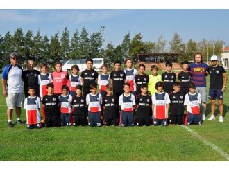 Foça - Soma Kardeşliği Yeşil Sahada