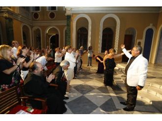 Aryalar Barış İçin Söylendi