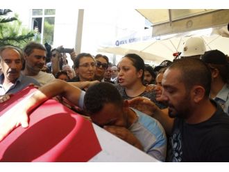 Şehit Emniyet Amirine Veda
