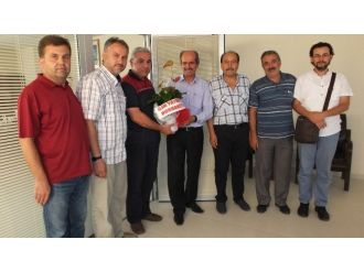 Burhaniye’de Müftü Öz’e Ziyaretçi Akını