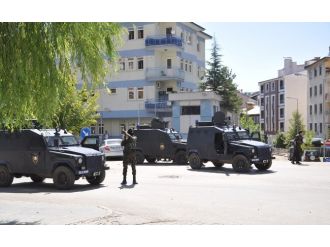 Şehit Polis Ardında 1 Aylık Bebek Bıraktı