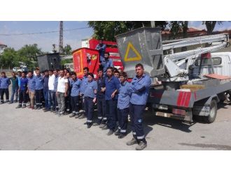 Medaş İşçileri İş Bıraktı