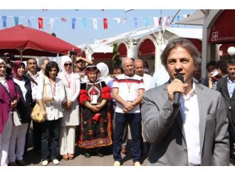 Beyoğlu Altın Ellere Ev Sahipliği Yapıyor