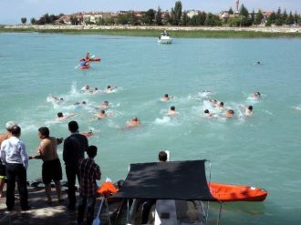 Beyşehir’de “Gölün Gözyaşları” İsimli Yüzme Etkinliği