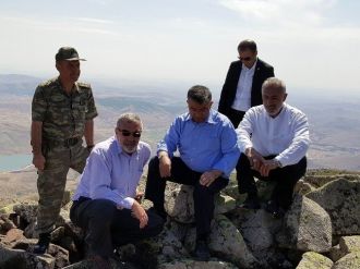 Tbmm Başkanı Yılmaz, Yıldız Dağı’nın Zirvesine Çıktı