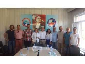 Çakır Özer Eğitim-iş’i Ziyaret Etti