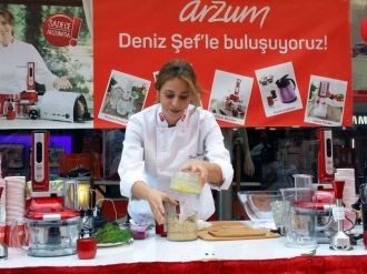 Şef Deniz Orhun Bandırmalılarla Buluştu