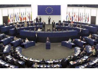 Avrupa Birliği Mülteciler İçin Toplanıyor