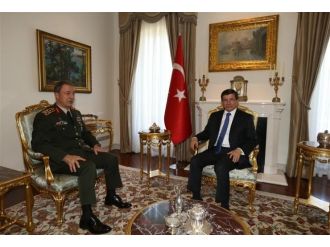 Davutoğlu-akar Görüşmesi Başladı