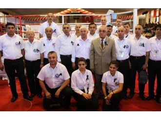 Boks Hakemlerinden Siyah Kurdeleli Teröre Tepki