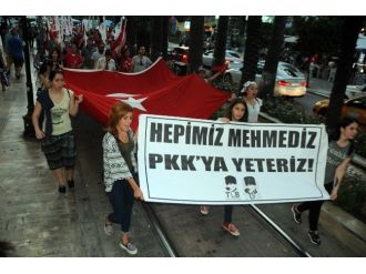 Antalya’da 300 Kişilik Grup Teröre Karşı Yürüdü