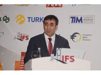 Yılmaz: “Türkiye İnsanlığa Örnek Davranış Sergiliyor”