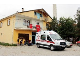Bolu’da Şehit Polis Memurunun Evine Ateş Düştü
