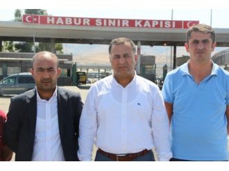 Serbest Bırakılan Gümrük Memurları Habur’a Getirildi