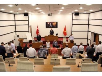 Belediye Meclisi, Terör Saldırılarını Kınadı