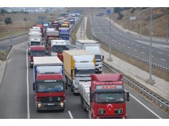 Bozüyüklü Kamyoncuların Teröre Tepki Eylemi