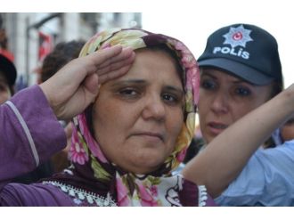 Tek Evlada Asker Selamlı Veda