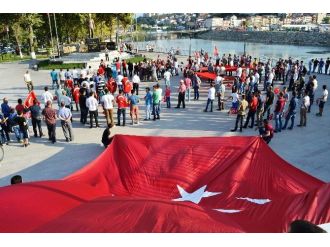 Alaplı Teröre Tepki İçin Toplandı