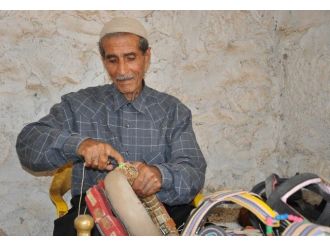 73 Yıldır Saraçlık Mesleğini Sürdürüyor