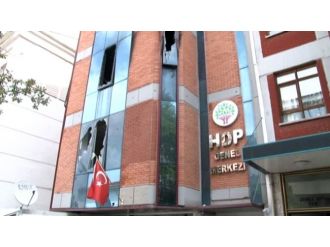 Hdp Genel Merkezine Taşlı Saldırı