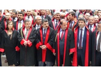 Şehitler İçin Adliyede Tören Düzenlendi