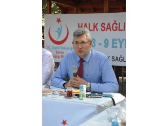 Mültecilerin Başı Köpeklerle Dertte