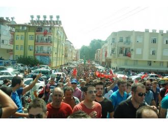 Antalyalı Şehit, Kanserden Ölen Kardeşinin Yanına Defnedildi