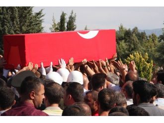 Şehit Yarbay Toprağa Verildi